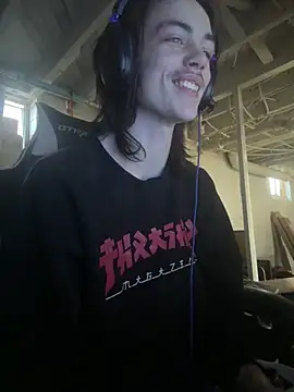 Snapshot of DkAuxier1 chatting on 12/18/25, 08:34 DkAuxier1 online show from 12/18/25, 08:34