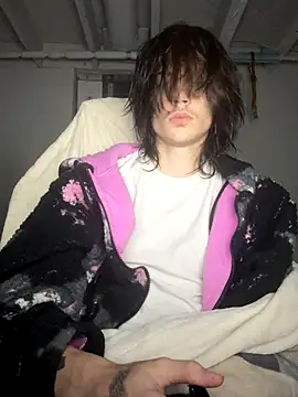 Snapshot of DkAuxier1 chatting on 12/02/25, 11:28 DkAuxier1 online show from 12/02/25, 11:28