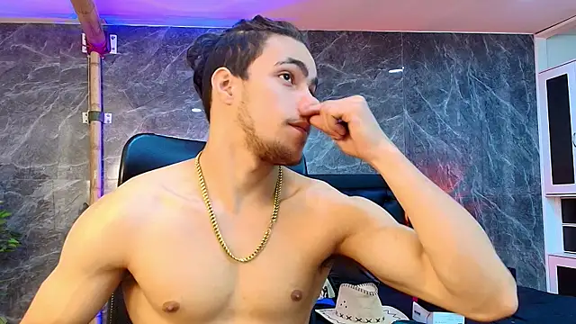 PatrickS25 online show from 12/05/25, 04:11