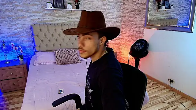 PatrickS25 online show from 02/13/26, 04:56