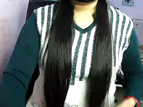 Snapshot of naughty-prachi chatting on 12/17/25, 09:03 naughty-prachi online show from 12/17/25, 09:03