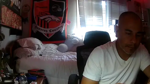 ValuedConcept687 online show from 06/10/26, 02:02
