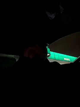 ValuedConcept687 online show from 12/03/25, 09:53