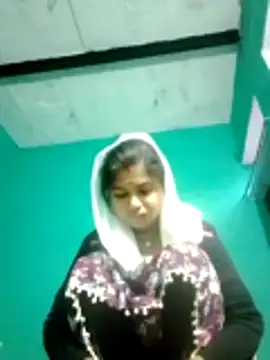 Snapshot of Big_hot44 chatting on 12/21/25, 01:30 Big hot44 online show from 12/21/25, 01:30