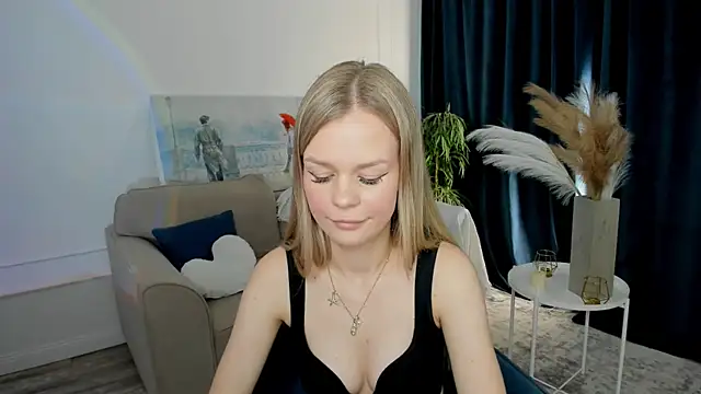 MidnighteAura online show from 06/14/26, 11:22