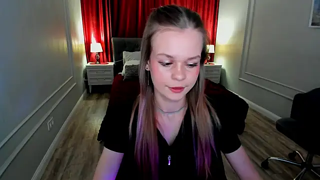 MidnighteAura online show from 03/18/26, 07:37