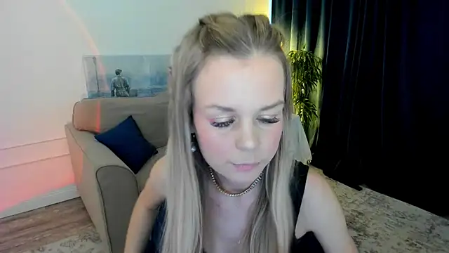 Snapshot of MidnighteAura chatting on 05/20/26, 11:29 MidnighteAura online show from 05/20/26, 11:29