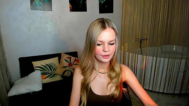 MidnighteAura online show from 07/04/26, 07:29