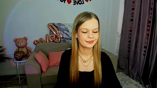 MidnighteAura online show from 02/25/26, 11:32