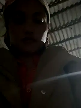 Snapshot of Lilik2 chatting on 12/05/25, 10:36 Lilik2 online show from 12/05/25, 10:36