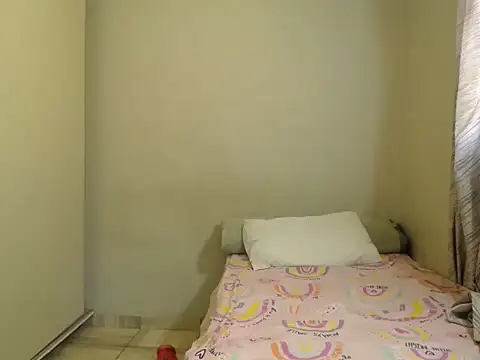 GirlFromTheSouth online show from 12/02/25, 08:49