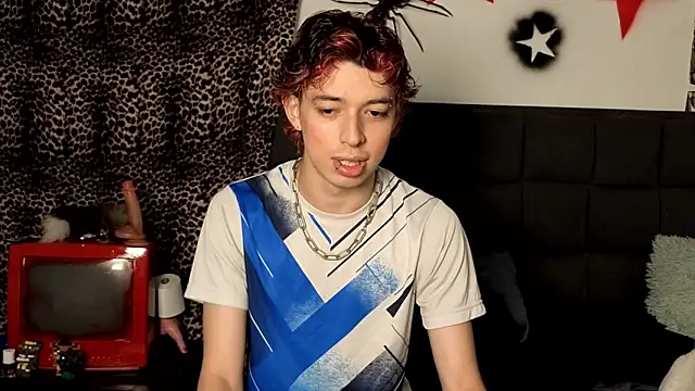 Otter Starr online show from 12/16/25, 04:17