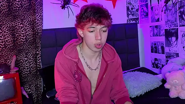 Otter Starr online show from 12/04/25, 03:27