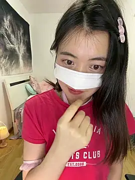 Snapshot of baoli_888 chatting on 12/15/25, 04:02 baoli 888 online show from 12/15/25, 04:02