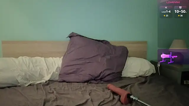 Snapshot of EvanIz101 chatting on 02/12/26, 09:58 EvanIz101 online show from 02/12/26, 09:58