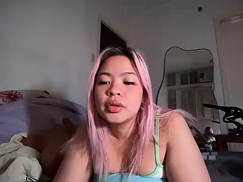 Tina Slick online show from 05/07/26, 11:57