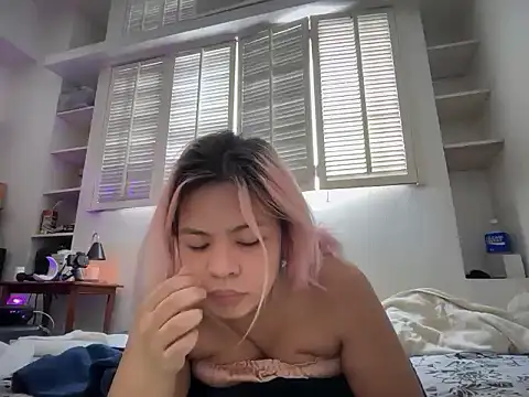 Tina Slick online show from 05/25/26, 05:07
