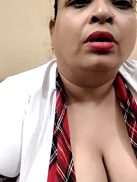 Sexey-Model21 online show from 04/18/26, 08:09