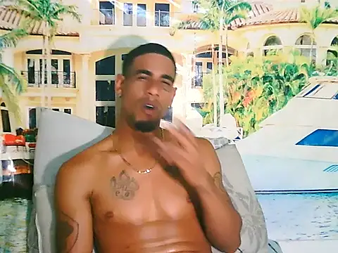 Snapshot of IndianMuscle69 chatting on 12/02/25, 07:54 IndianMuscle69 online show from 12/02/25, 07:54