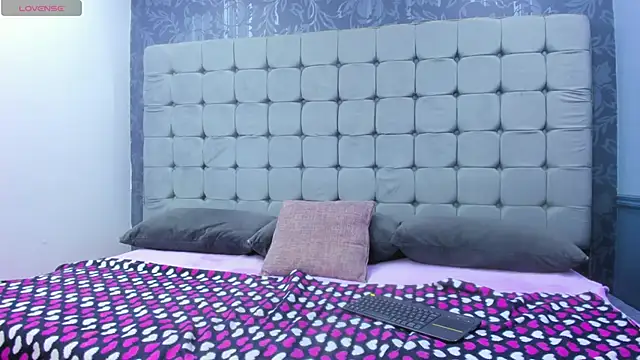 Messy Karol  online show from 12/16/25, 01:59