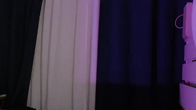 LucyRayy online show from 02/10/26, 08:30