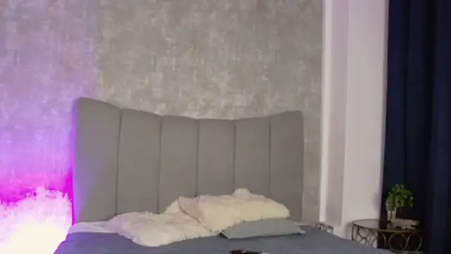 LucyRayy online show from 02/15/26, 07:46