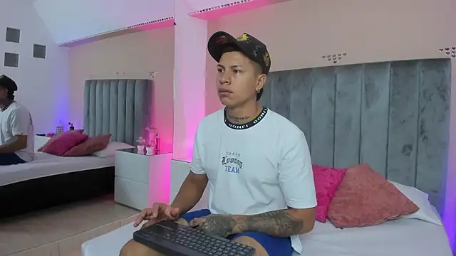 kaylaa sex online show from 03/05/26, 01:19