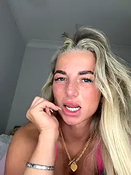 SexyCee x online show from 12/01/25, 09:15