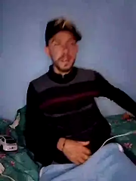 Snapshot of 30_GLADIADOR chatting on 12/16/25, 04:06 30 GLADIADOR online show from 12/16/25, 04:06