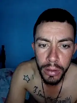 Snapshot of 30_GLADIADOR chatting on 12/04/25, 02:05 30 GLADIADOR online show from 12/04/25, 02:05