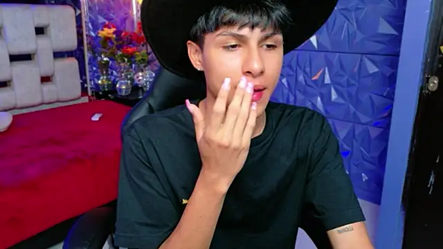 StormLuxX online show from 02/26/26, 07:47