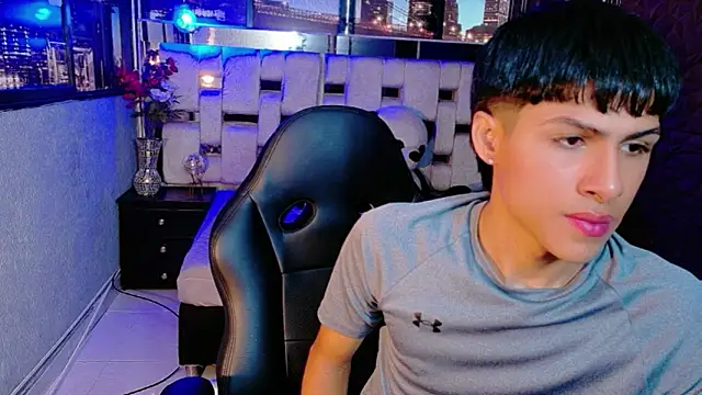 StormLuxX online show from 12/20/25, 03:26