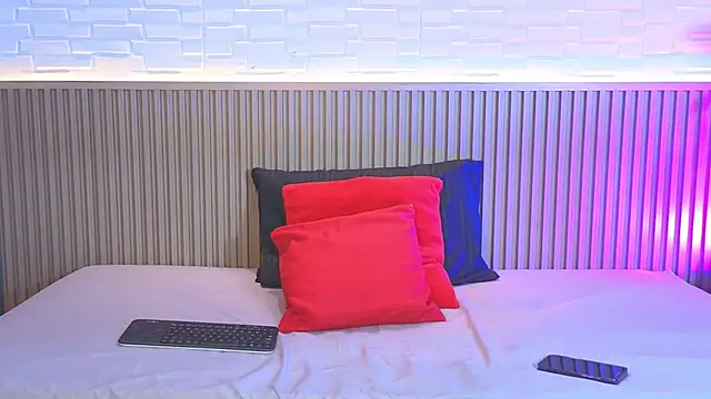 EmyVega online show from 02/13/26, 10:10