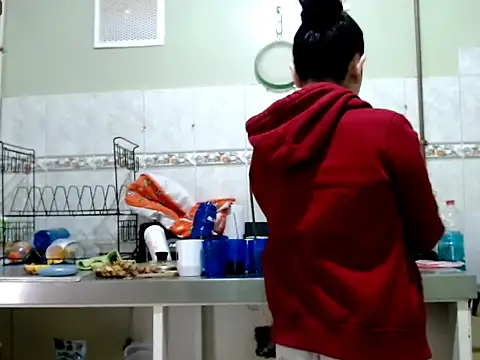 Snapshot of MisNicol chatting on 03/11/26, 01:05 MisNicol online show from 03/11/26, 01:05