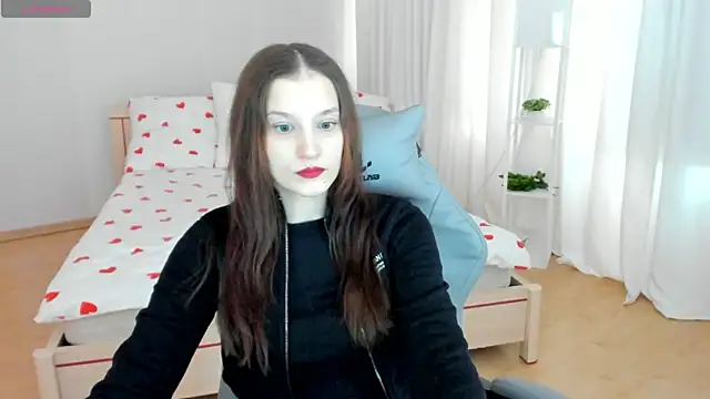 KrisDoeil online show from 04/15/26, 02:17