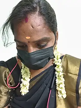Tamil Pallavi online show from 06/22/26, 02:25