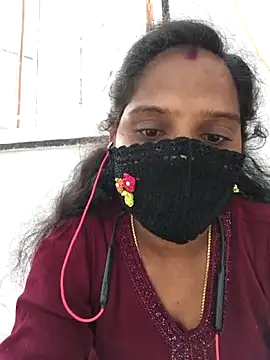 Tamil Pallavi online show from 04/10/26, 10:22