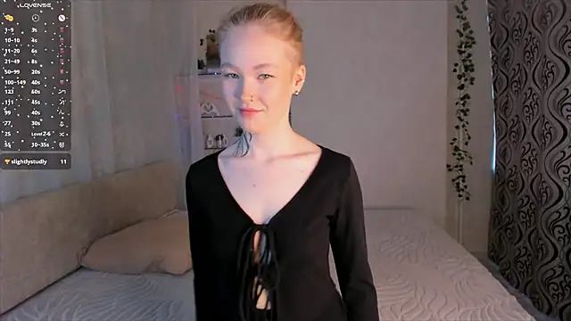Snapshot of MaireLanda chatting on 03/23/26, 04:34 MaireLanda online show from 03/23/26, 04:34