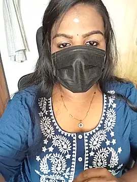 Snapshot of Tamil_Shara chatting on 07/18/26, 11:52 Tamil Shara online show from 07/18/26, 11:52