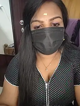Snapshot of Tamil_Shara chatting on 05/19/26, 07:43 Tamil Shara online show from 05/19/26, 07:43