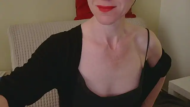 Snapshot of AuroraAG chatting on 05/20/26, 11:07 AuroraAG online show from 05/20/26, 11:07