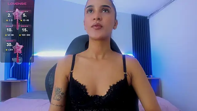 Samantha luv  online show from 02/11/26, 02:22