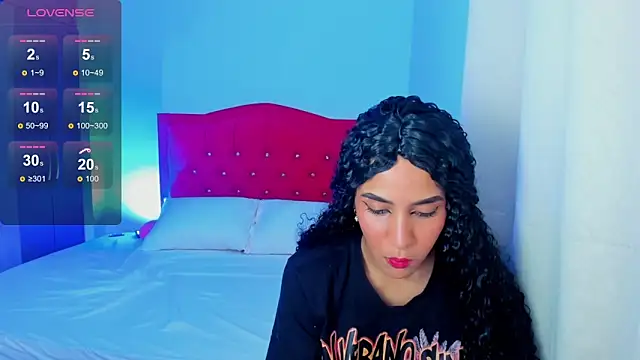 Samantha luv  online show from 03/11/26, 01:32