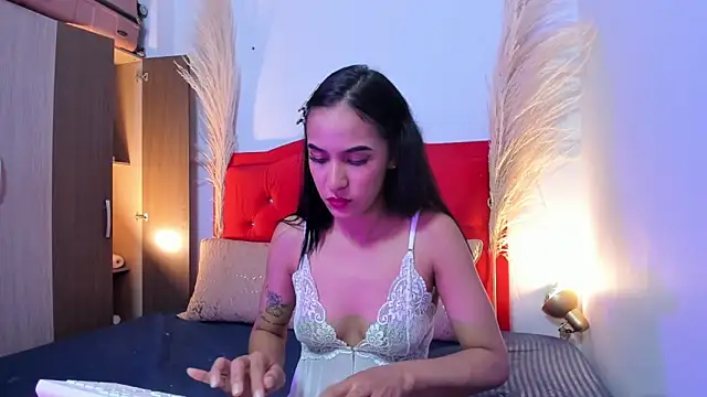 Samantha luv  online show from 04/12/26, 12:25