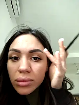 SiennaLuxexx online show from 04/10/26, 10:22