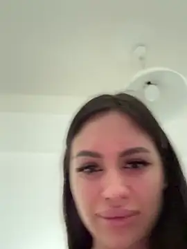 Snapshot of SiennaLuxexx chatting on 02/17/26, 11:51 SiennaLuxexx online show from 02/17/26, 11:51