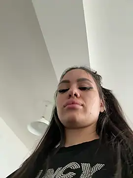 SiennaLuxexx online show from 03/04/26, 01:08