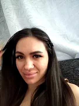 SiennaLuxexx online show from 04/03/26, 02:01