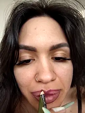 SiennaLuxexx online show from 04/07/26, 10:17