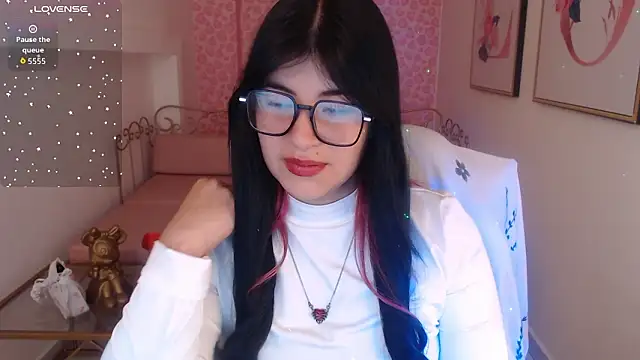 Nina harpper  online show from 03/02/26, 01:07